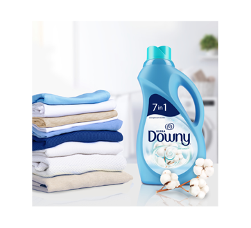 Image 4 of product Downy - Ultra Laundry Liquid Fabric Softener, Cool Cotton, 2,63 L