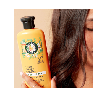 Image 8 of product Herbal Essences - Volume Conditioner, Orange Blossom, 400 ml