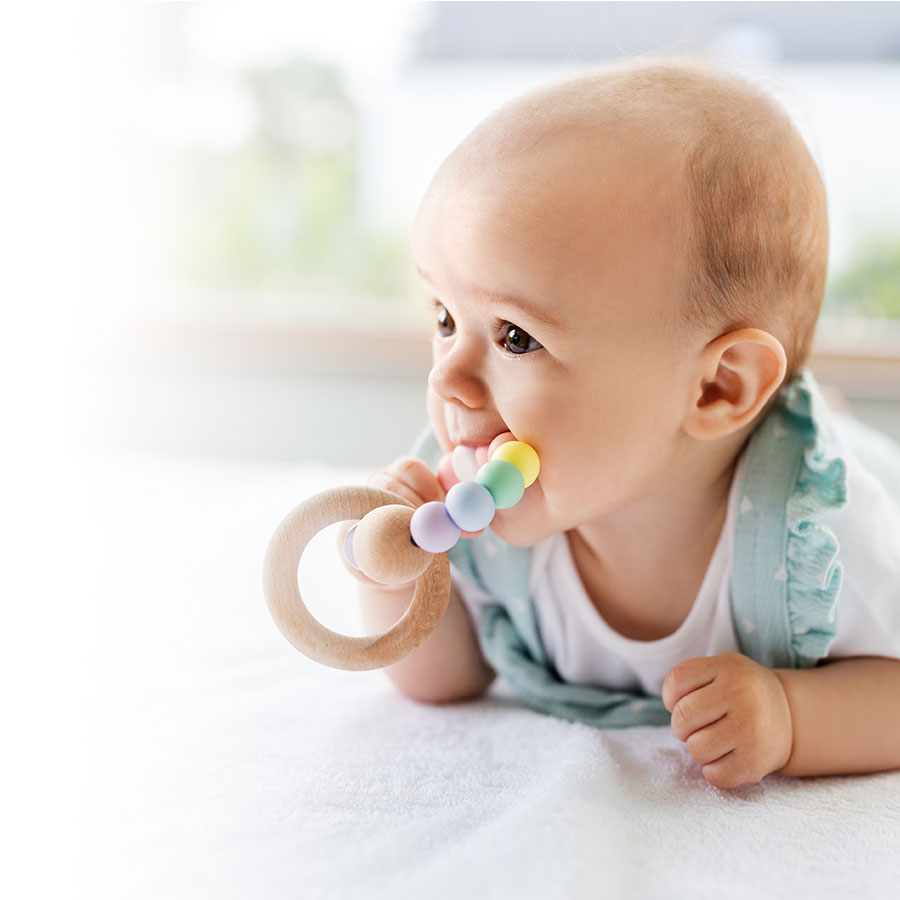 Bébé fait ses dents&nbsp;: comment soulager la douleur?